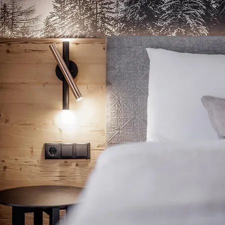 Apartahotel Leni Mountain Inkl Oetztal Summer Card 4*