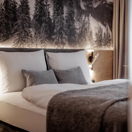 Apartahotel Leni Mountain Inkl Oetztal Summer Card 4*