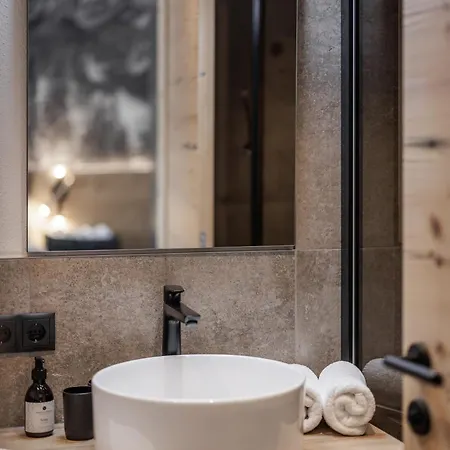 Leni Mountain Ξενοδοχείο με διαμερίσματα