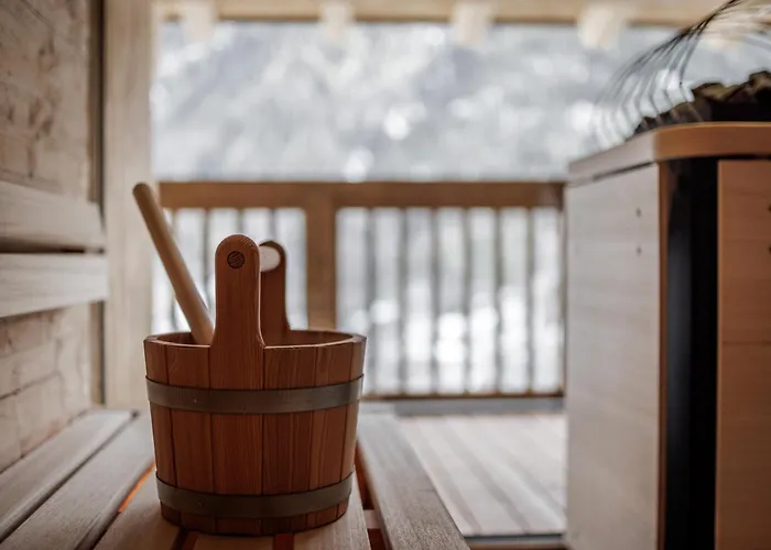 Aparthotel Leni Mountain 4*