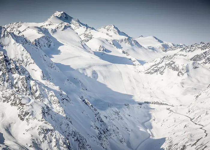 Leni Mountain מלון דירות 4*